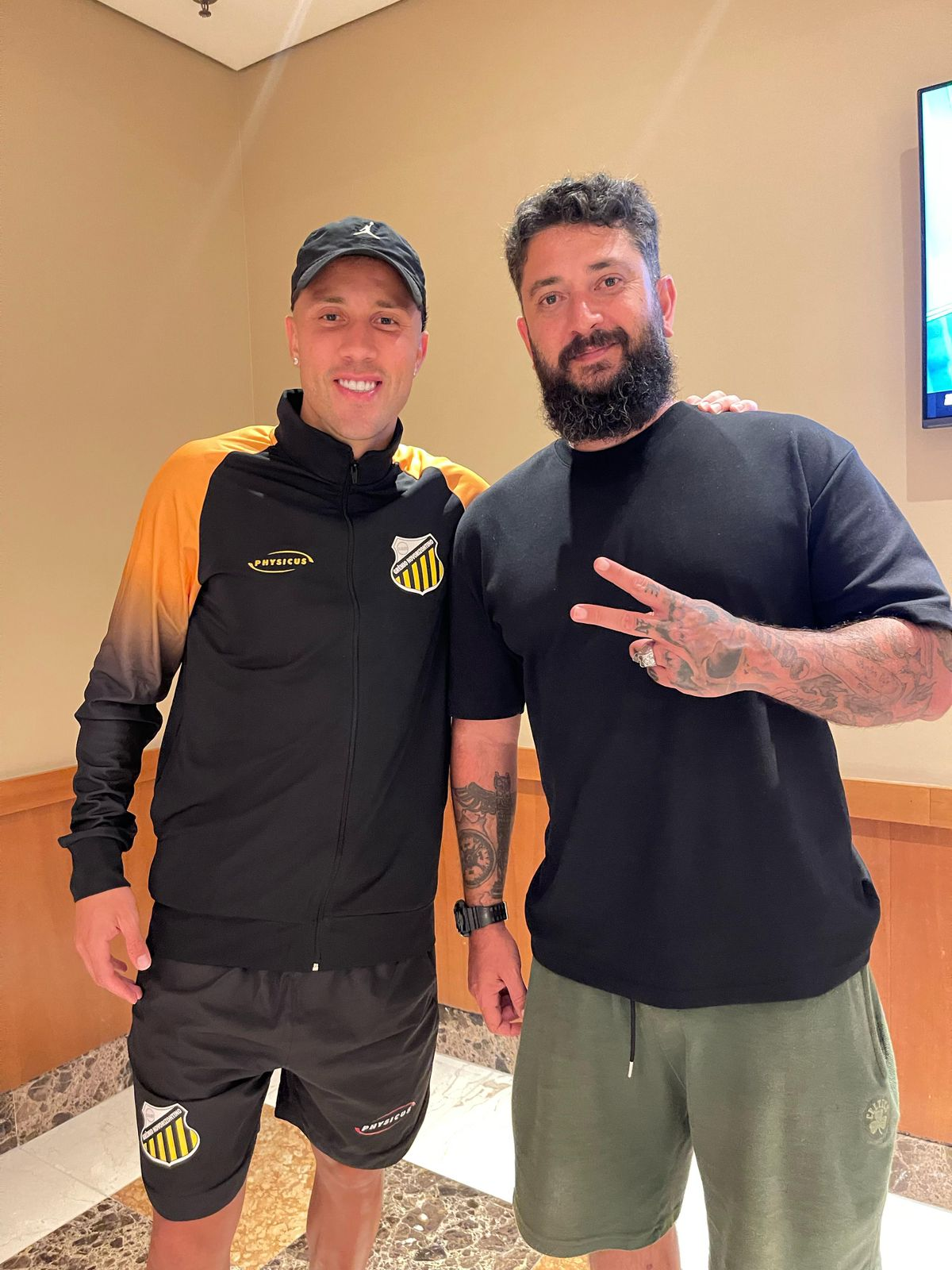 Barbearia Raphael Malfara com cliente atendido