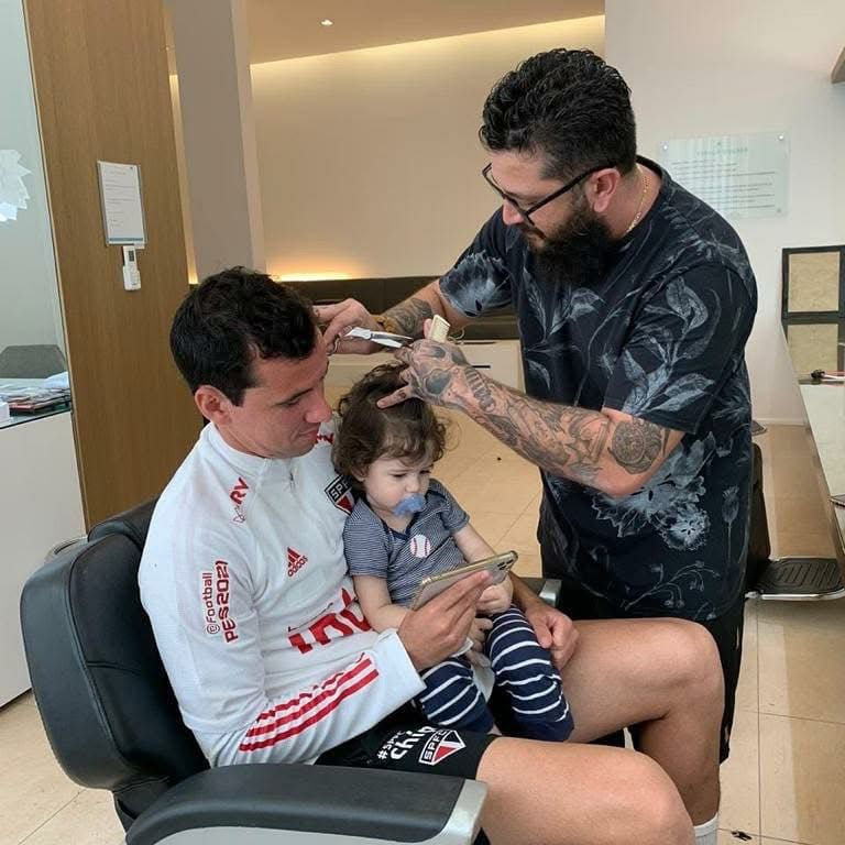 Momento especial na barbearia